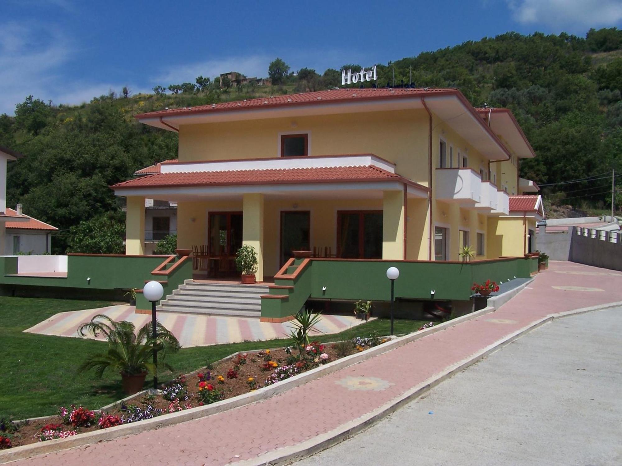 Real Asturias Hotel Акуапеса Екстериор снимка